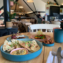 Load image into Gallery viewer, Serving Plate Emerald Green