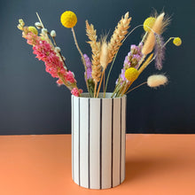 Load image into Gallery viewer, Wide Striped Vase Black