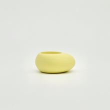 Load image into Gallery viewer, Kelly Egg Cup Naples Yellow