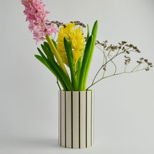Load image into Gallery viewer, Wide Striped Vase Black
