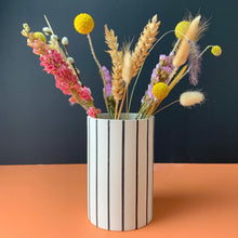 Load image into Gallery viewer, Wide Striped Vase Black
